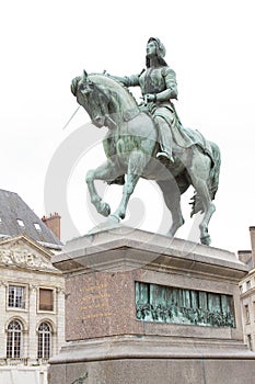 Statue of Joan of Arc photo